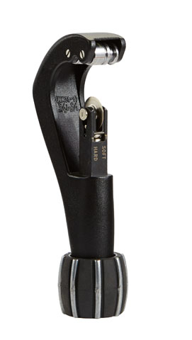 Blackmax Tube Cutter 1/8" - 1-5/8"