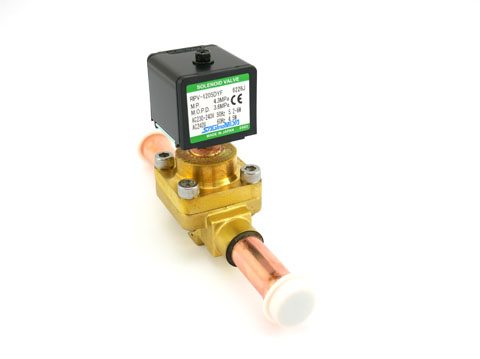 Saginomiya Solder Solenoid Valve - 5/8" ODS 240V (Din) Coil